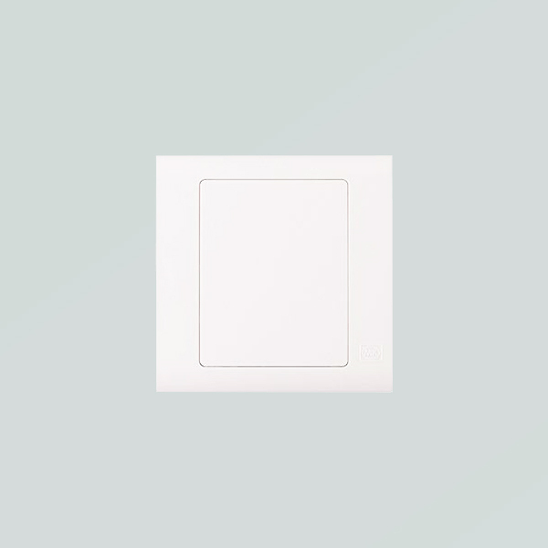 MK Electric 1-Gang Blank Plate at Lumitek Lighting Kenya Nairobi 1